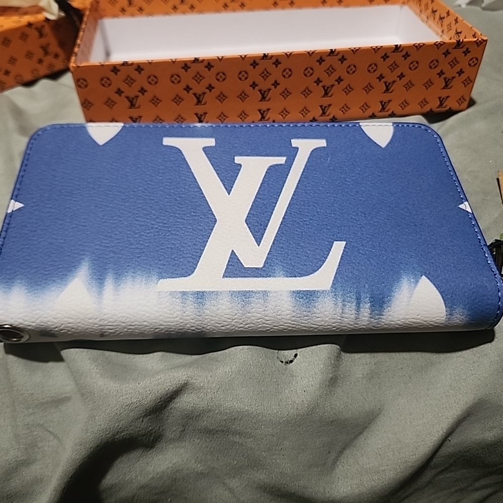 Louis Vuitton Blue and White Key & Card Holder